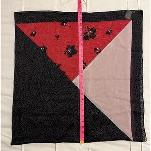 NWOT Rebecca Minkoff charcoal/red square scarf